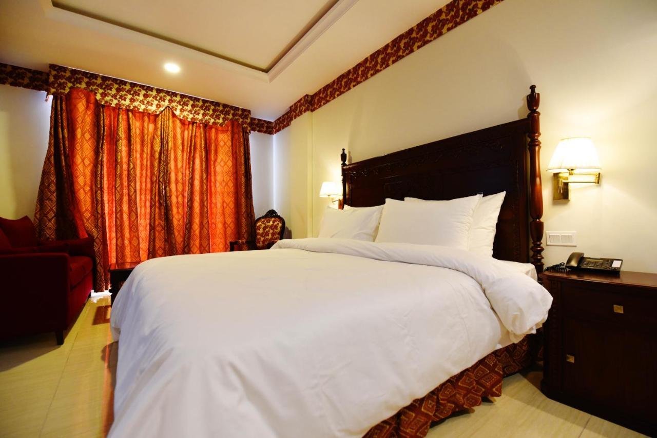 Viridi Hotels Islamabad Buitenkant foto