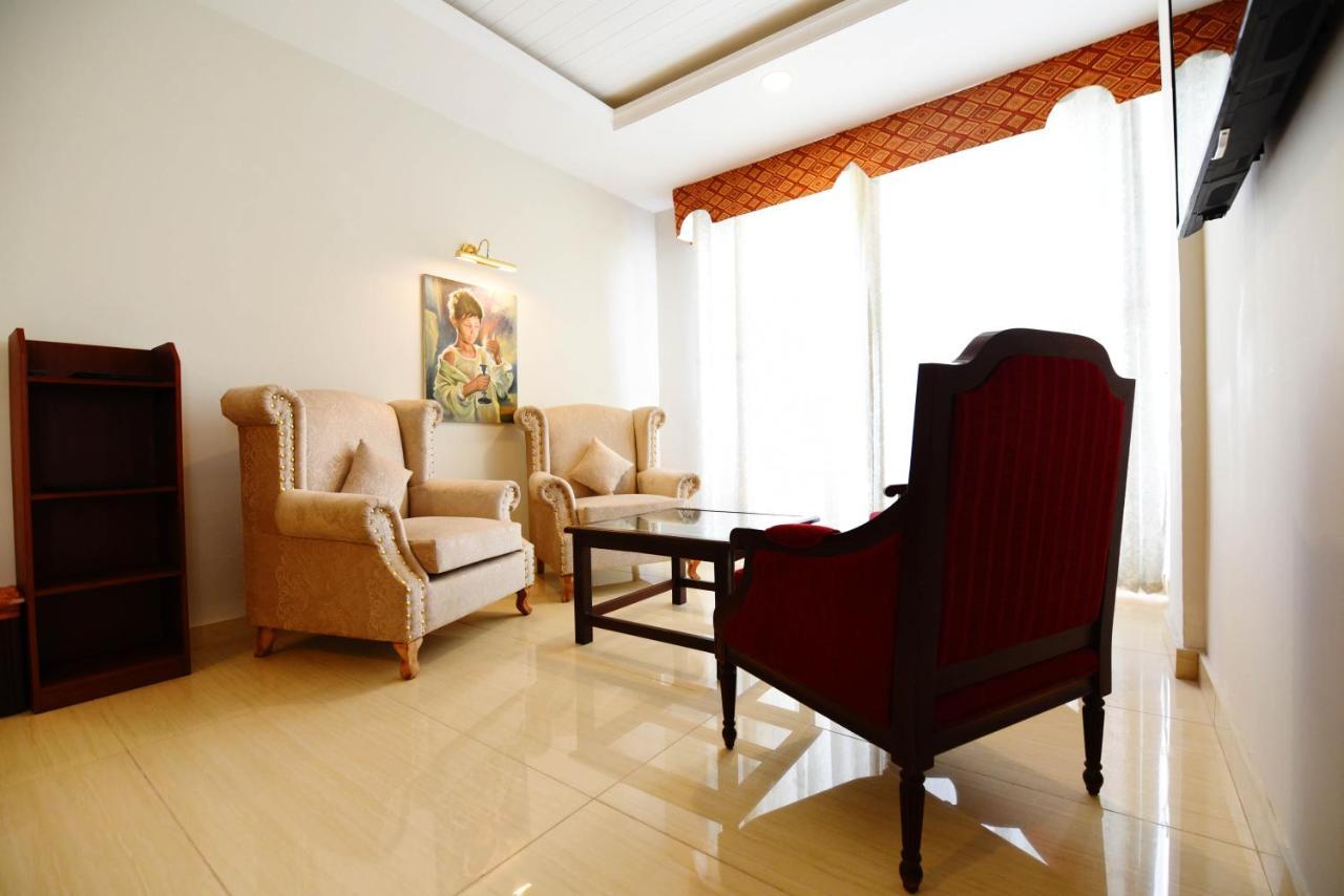 Viridi Hotels Islamabad Buitenkant foto