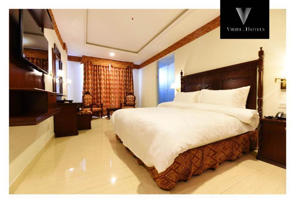 Viridi Hotels Islamabad Buitenkant foto