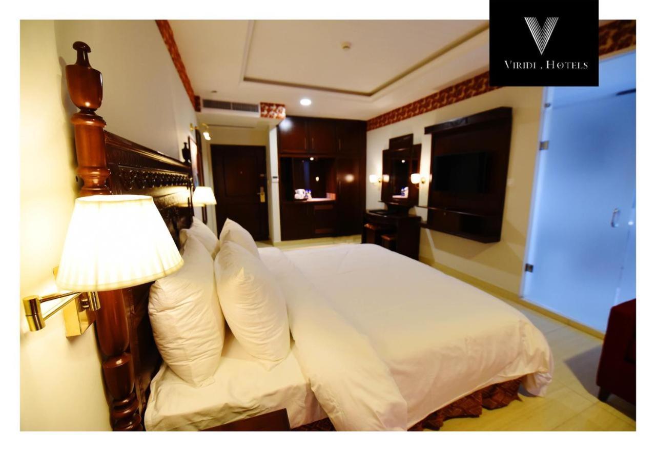 Viridi Hotels Islamabad Buitenkant foto