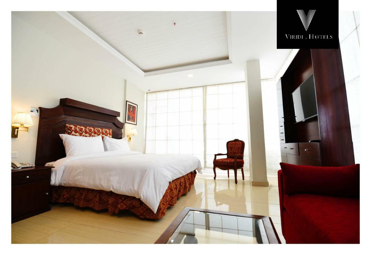 Viridi Hotels Islamabad Buitenkant foto